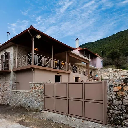 Arcadia Getaway - Sani 11 Apartment *